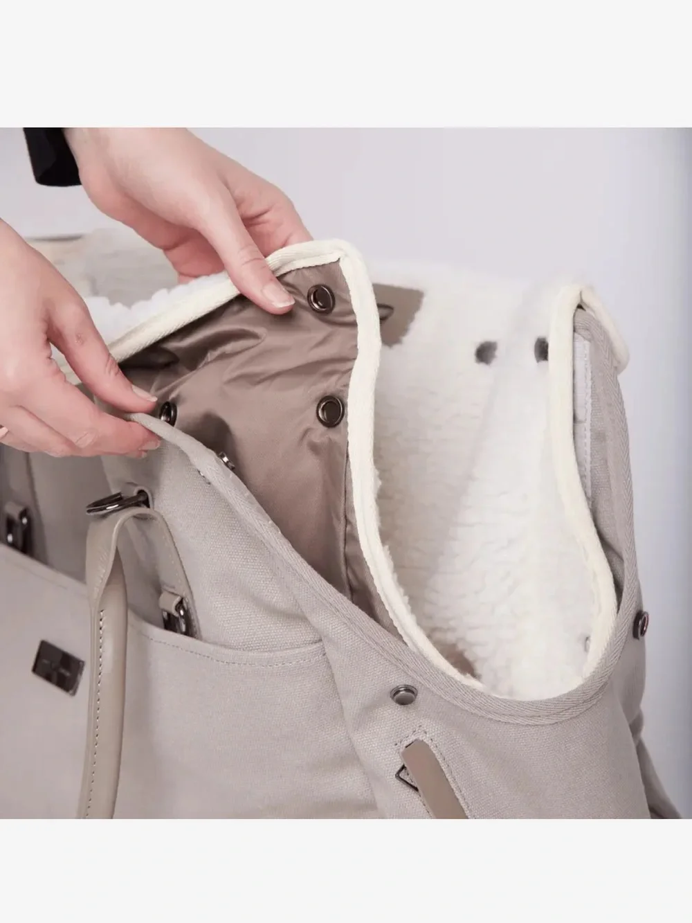 AMERICAN MAXBONE PORTABLE PET OUTING BAG CITY CARRIER BAG